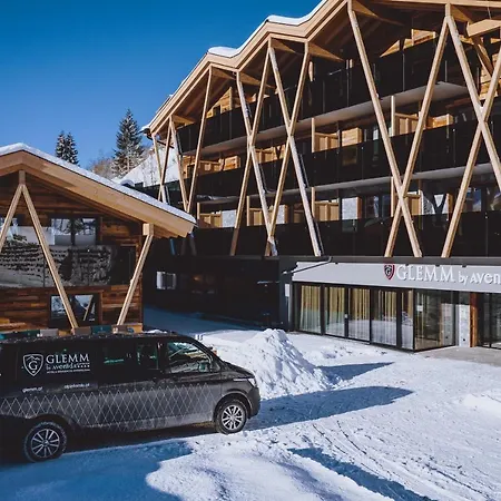 Glemm By Avenida Superior & Residences Otel 4*