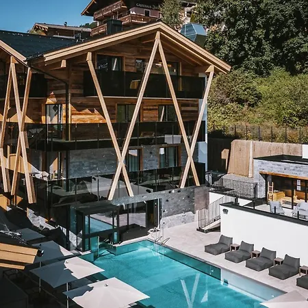Glemm By Avenida Superior & Residences Otel 4*